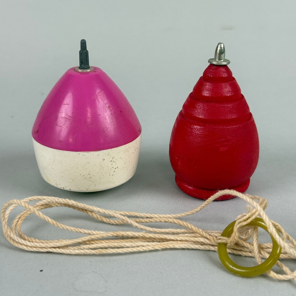 Mattel Wiz-z-zer Spinning Top Red Wood Top Vintage 1969